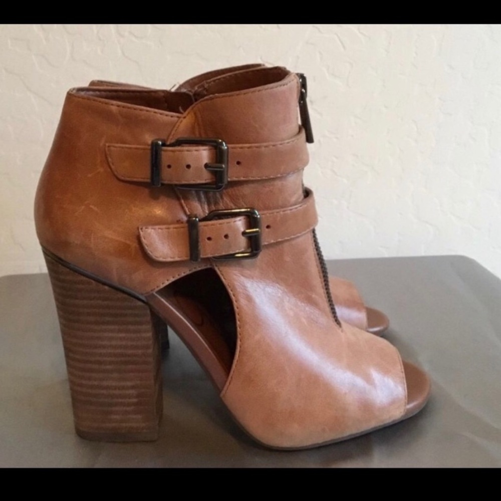 Chunky Heal Booties